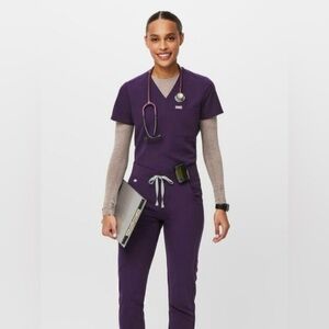 Figs Scrub Bundle. Women’s. Small. Purple Shadow. NWT